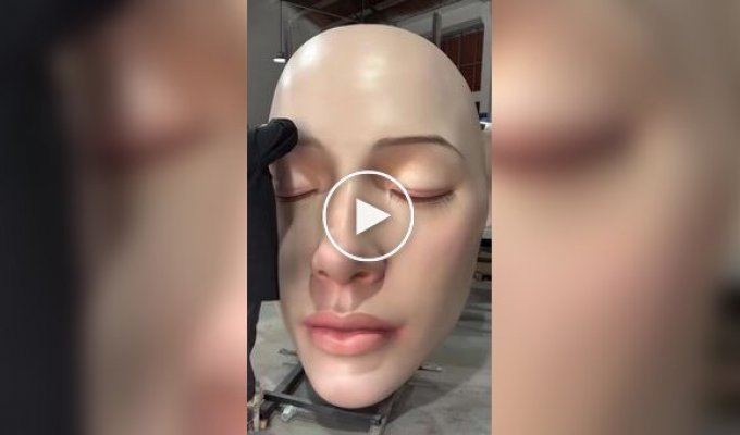 Реалистичные фигуры из воска и силикона