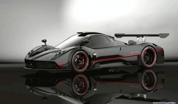 Pagani Zonda R (3 фото)