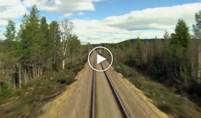 Сезонная поездка на поезде по Норвегии
