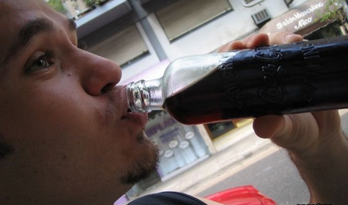 Coca Cola bottles (28 photos)