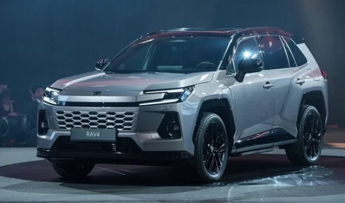 Toyota представила новый RAV4 (40 фото)