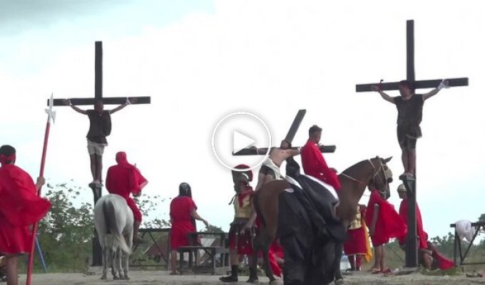 A reconstruction of the crucifixion of Christ took place in the Philippines for the 35th time