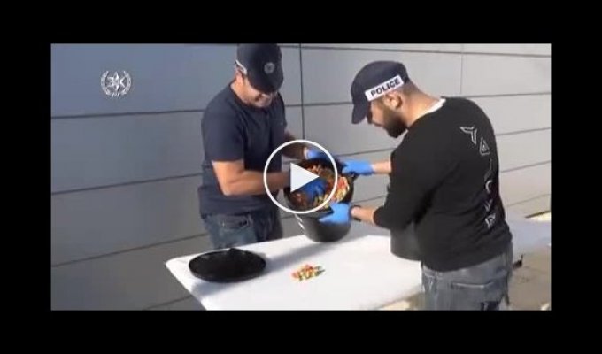 В Израиле полиция изъяла около 260 килограммов пропитанных каннабисом мармеладных мишек