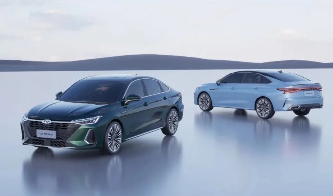 Chery "substitute" Toyota Camry (11 photos)
