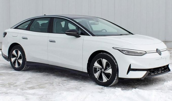The Chinese revealed the serial electric Volkswagen ID.7 (3 photos)
