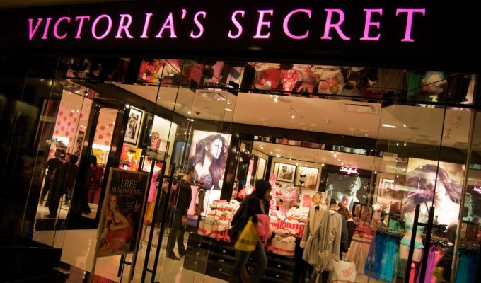 20 откровений от работников Victoria’s Secret (20 фото + 1 видео)