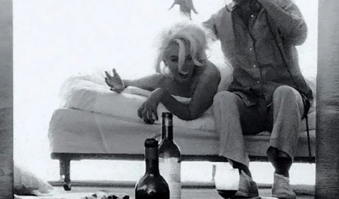 Vintage Celebrity Selfies Taken Long Before They Went Mainstream (19 Photos)