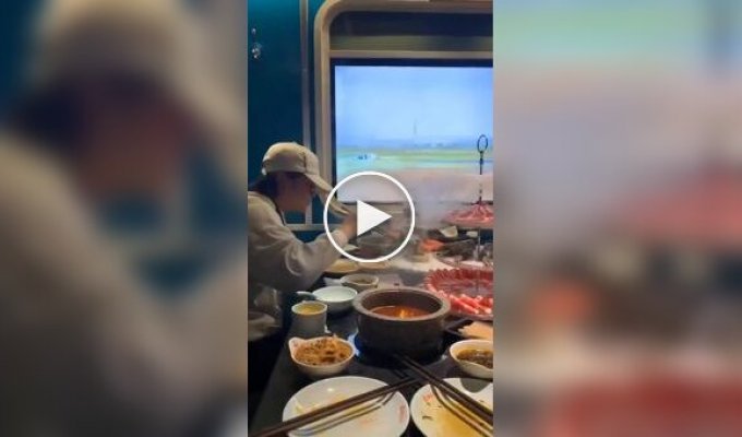 Railway romance: a restaurant for train lovers has opened in China