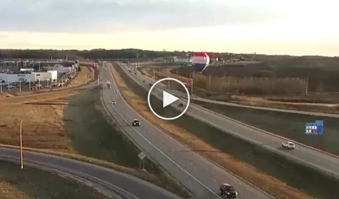 In the USA, a balloon with people collided with high-voltage wires