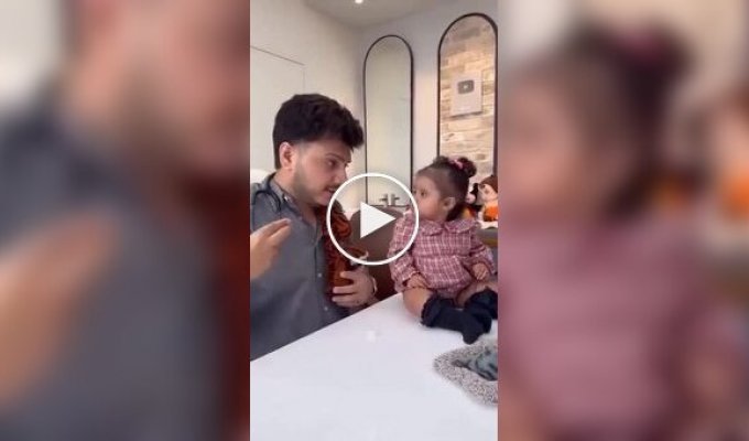 Прививки без слез: врач из Индии превращает укол в игру