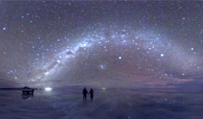 9 Incredible Places That Completely Transform at Night (10 Photos)
