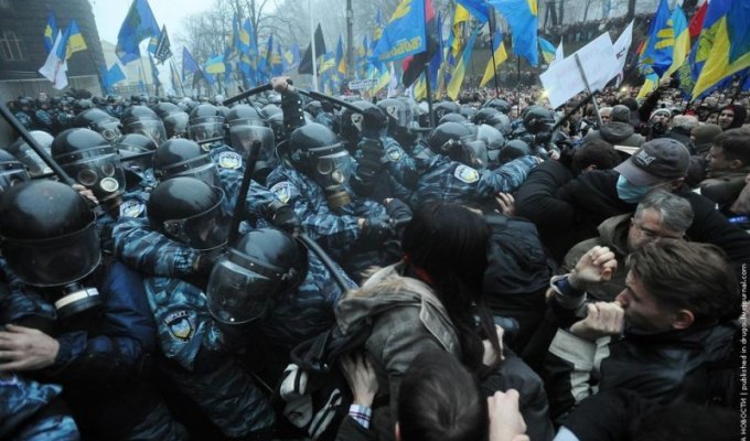 Майдан в Киеве (12 фото)