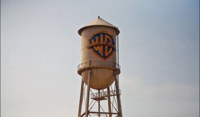 Экскурсия в мир иллюзий и сказки Warner Brothers (46 фото + текст)