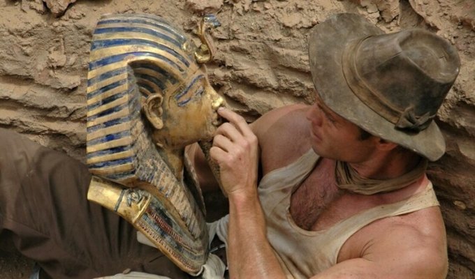 Правда ли археолога Говарда Картера и его команду поразило Проклятие Тутанхамона? (5 фото)