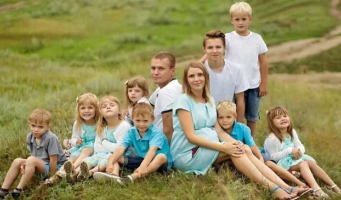 Суперечка про злидні і народжуваність (3 фото)