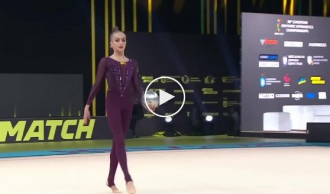Девочка на шаре. Гимнастка из Украины завоевала золото