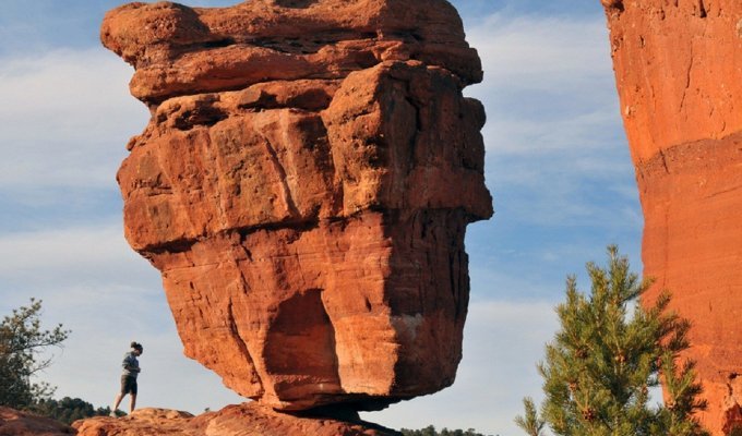Самые невероятные скалы Земли (25 фото)