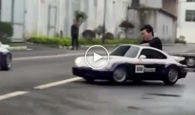 Мини-Porsche 911 для любителей дрифта