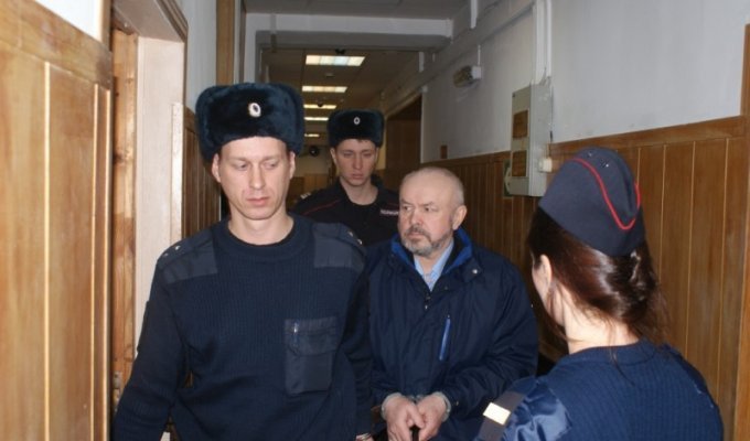 Три года лишения свободы за 1 000 000 000 (один миллиард) рублей (3 фото)
