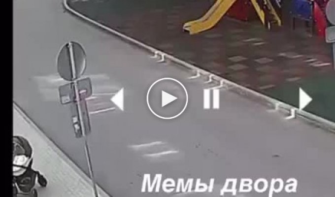 Failure of a girl from Surgut or why you shouldn’t get carried away with texting while walking