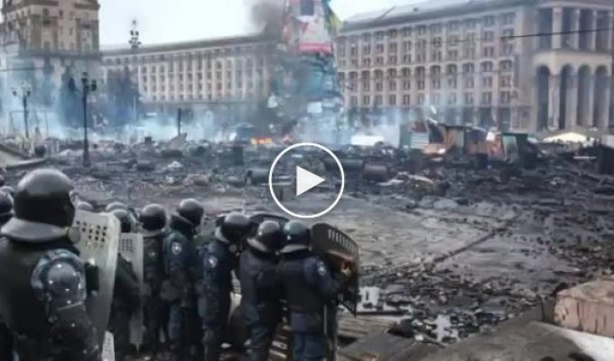 Протеже Гройсман Романенко ввозил из России средства разгона митингующих