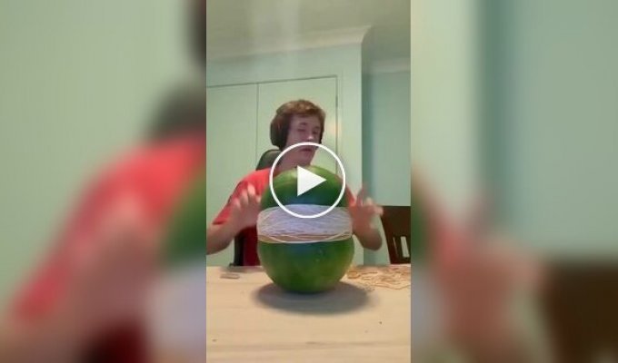An oddball blew up a watermelon using rubber bands