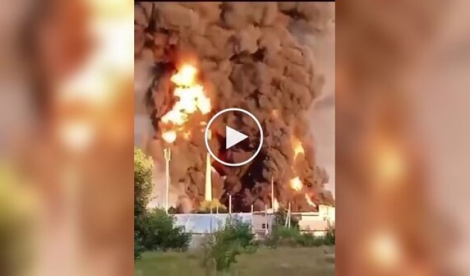 Атаковали российское нефтехранилище в Волгоградской области