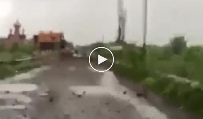 Россияне взорвали плотину Карловского водохранилища в Донецкой области