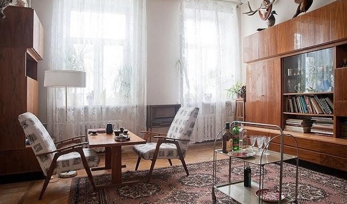 Столичные квартиры, застрявшие в эпохе СССР (13 фото)