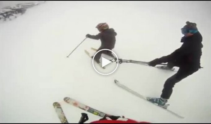 Неудачное завершение детского урока катания на лыжах