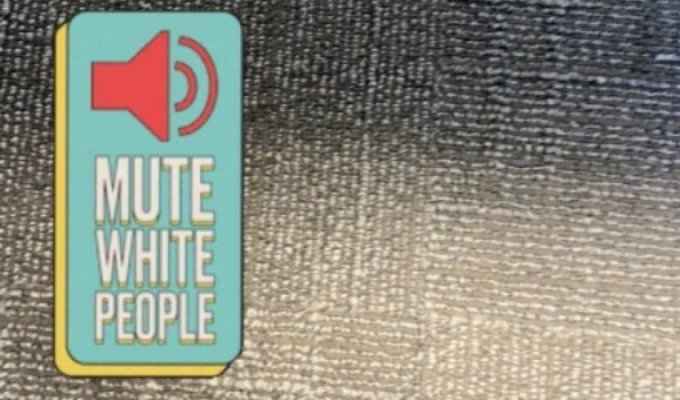 Чтобы белые не раздражали: в Instagram запилили гифку Mute white people (2 фото)