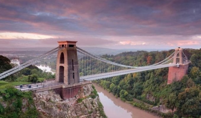 A selection of the most amazing bridges from around the world (17 photos)