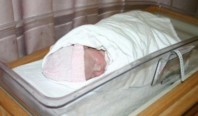 In Poland, a child was born 55 days after the death of his mother