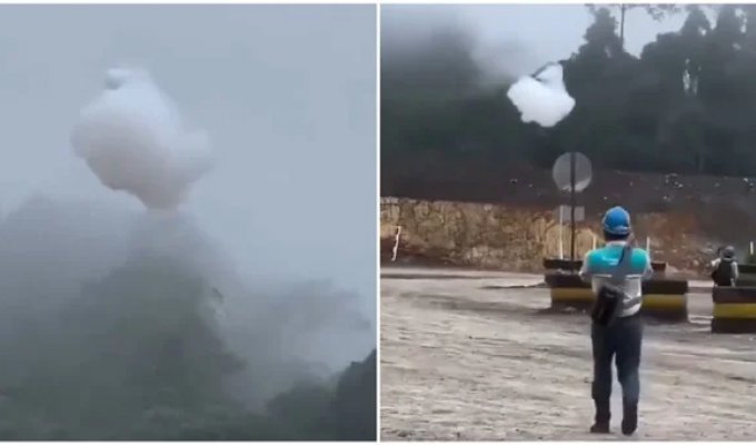 В Индонезии рабочие попытались поймать облако (3 фото + 1 видео)