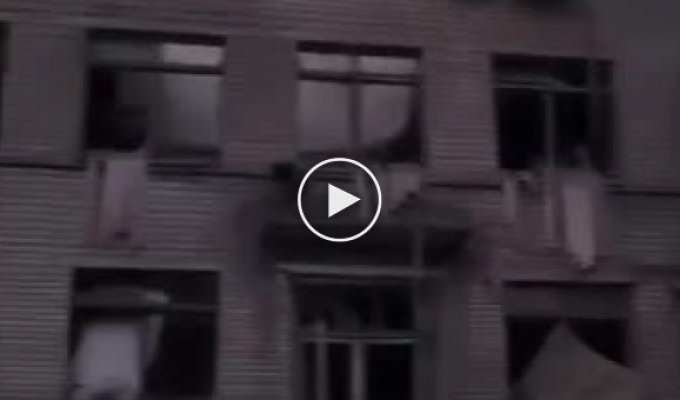 A selection of videos of missile attacks and shelling in Ukraine. Issue 16