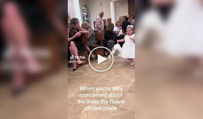 Children carried rings and flowers to the newlyweds at the wedding, but something went wrong
