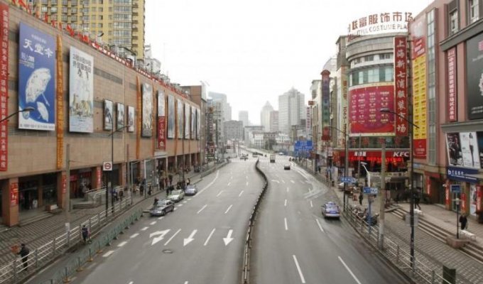 Вещевой рынок в Шанхае (12 фото)