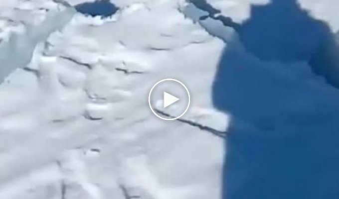Как завывает лед на Сахалине