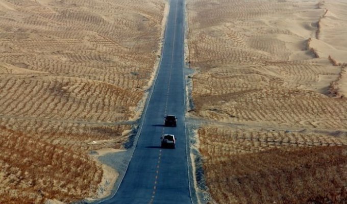 Шоссе Тарим - самое длинное шоссе в пустыне (11 фото)