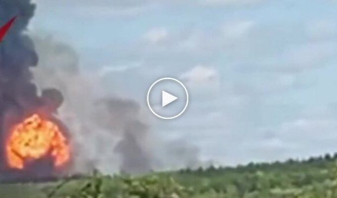 Оккупированный Краснодон, прилеты ракет в БК оккупантов