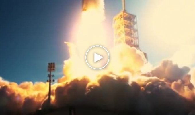 SpaceX - ролик о запуске теслы в космос