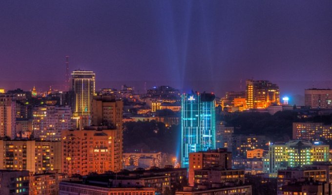 Ночной Киев посвоему красив (9 фото)