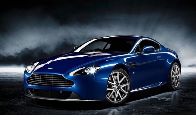 Новинка от Aston Martin V8 Vantage S (6 фото)