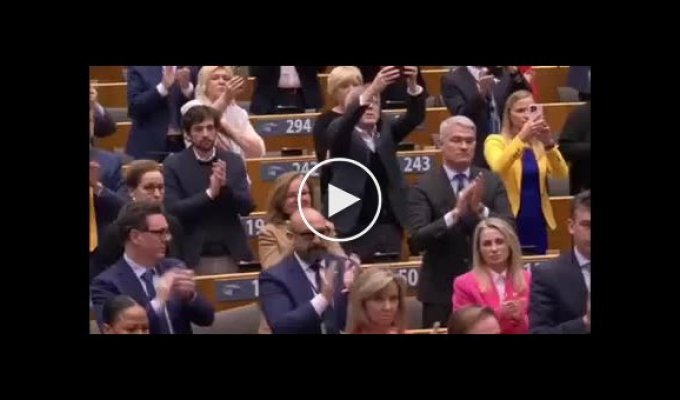 Героям Слава в Европарламенте