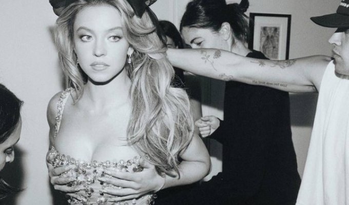Sydney Sweeney showed how she prepared her image for the Met Gala (3 photos)