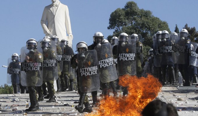 Беспорядки в Греции: второй день демонстраций
