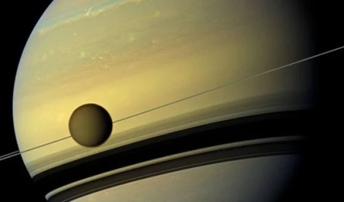 Cassini Spacecraft Reveals Saturn’s Rings (10 Photos)