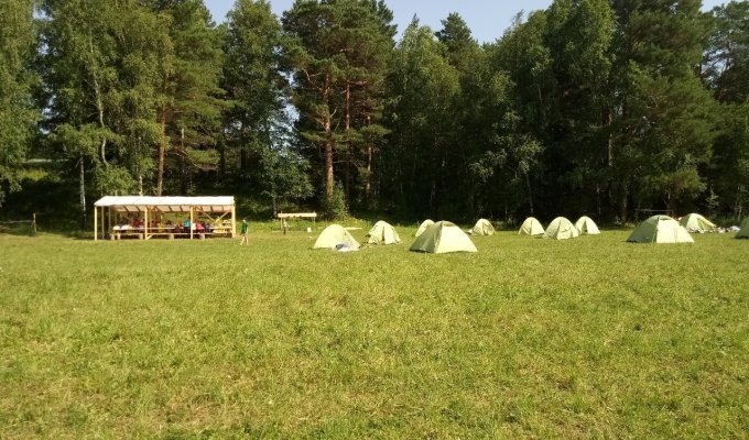 Детский лагерь в Сибири подвергся необычному ограблению (3 фото)
