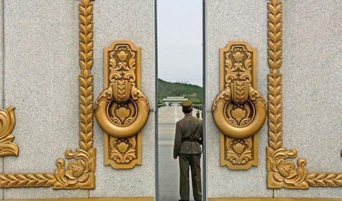 Контраст Северной и Южной Кореи на фото (22 фото)