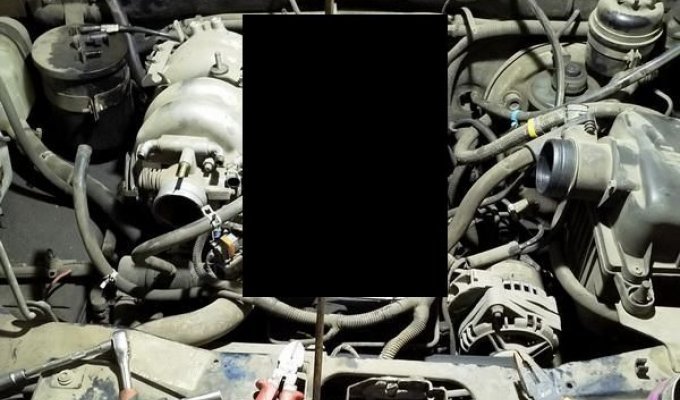 Двигатель автомобиля после трансмиссионного масла (5 фото)